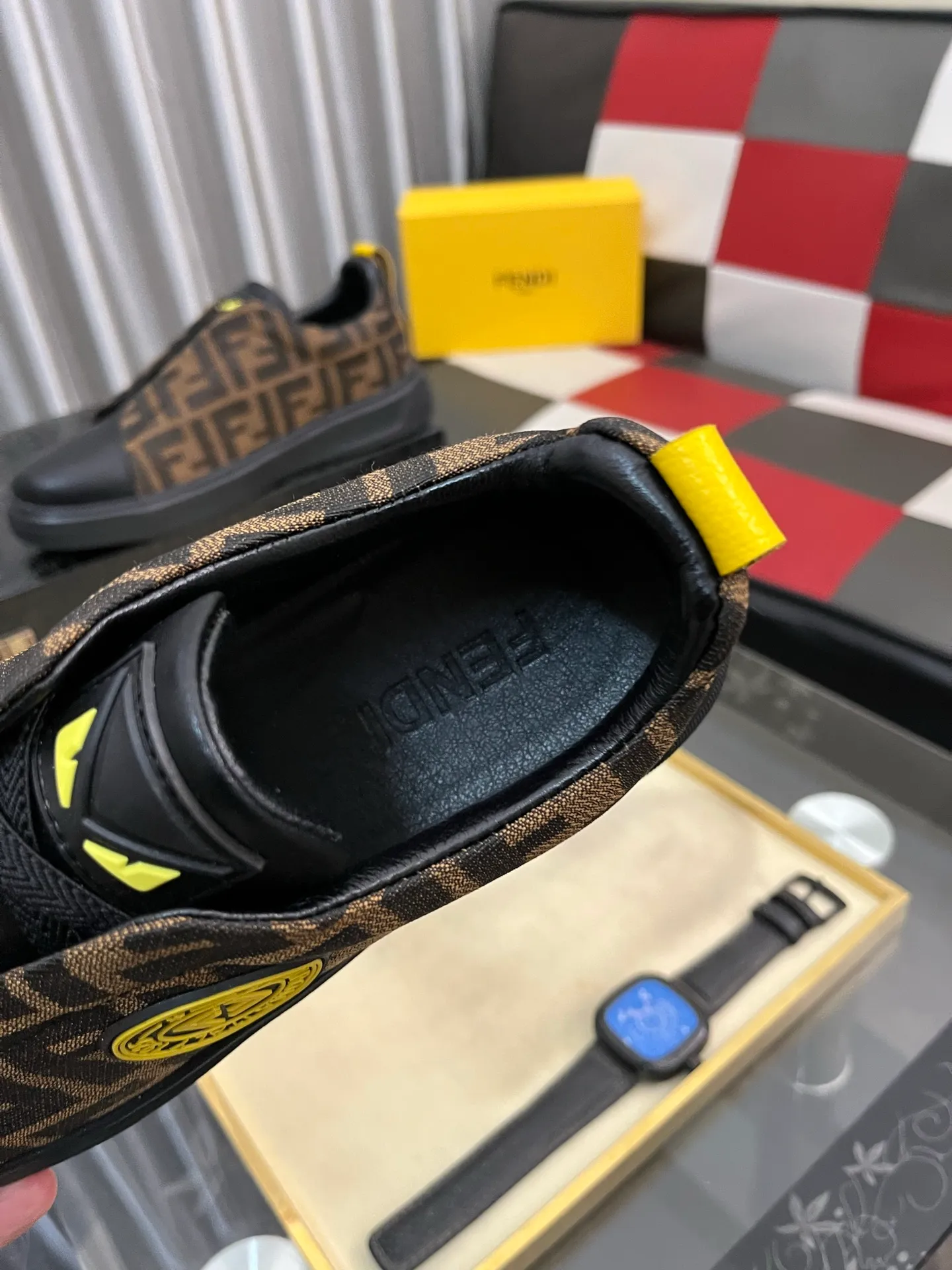 Men's shoes 💰400⌚️⌚️【FENDI】The latest high-end men's shoes in Hong Kong! Original quality. The upper is made of imported cowhide material and cowhide lining! Super comfortable on the foot, original wear-resistant outsole, luxurious, fashionable, casual and versatile! Size: 38-442️⃣Colors available